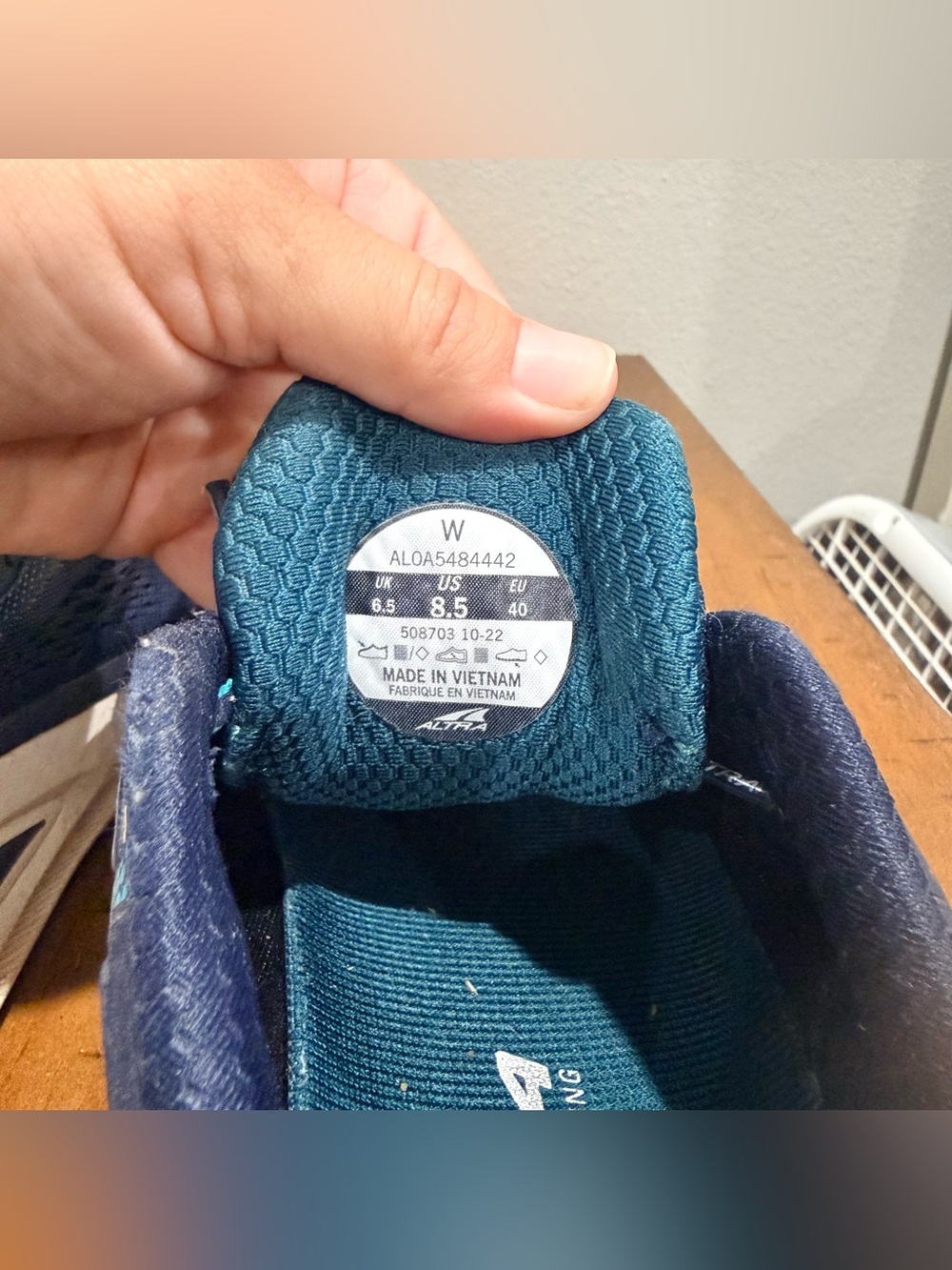 Altra Paradigm - Picture 7 of 7